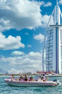 러브 보트: 90분 스피드 보트 투어 - 아인 두바이, 아틀란티스, 버즈 알 아랍