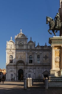 Venise cachée : Visite insolite à pied et en gondole