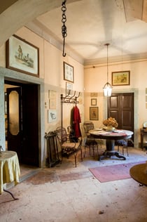 Morazzone: Casa Macchi Entry