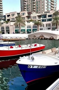 두바이 마리나: 프라이빗 전동 보트 투어