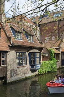 Bruges and Ghent: Historical Guided Day Trip from Brussels