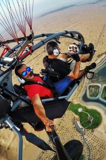 두바이: 사막 파라모터 비행 20분 + 이동 옵션