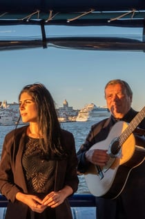 Lisbon: Boat Tour with Fado Show