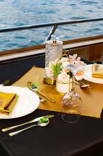 두바이 마리나: 석양의 럭셔리 크루즈 & 라이브 음악 감상