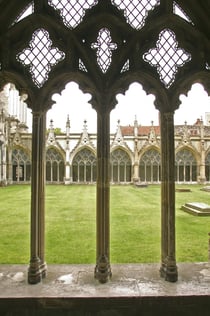 Leeds Castle, Canterbury Cathedral & Dover: Day Trip from London