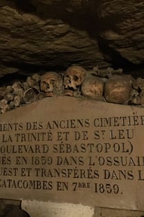 Catacombs of Paris: Semi-Private Guided Tour in English