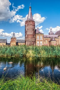 Castillo de Hoensbroek: Entrada