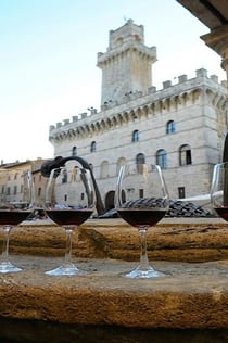 Montepulciano: Cata de vinos en dos bodegas históricas