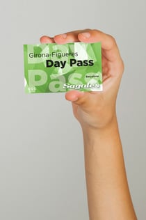 Autobus do Figueres: Day Pass z Barcelony nebo Girony