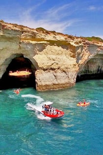 Benagil e la costa: Tour in barca del circuito delle grotte con partenza da Portimão