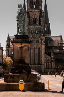 Edinburgh: City Audio Guide App for Your Smartphone