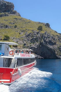 Mallorca Inselrundfahrt: Bus, Zug, Straßenbahn und Boot
