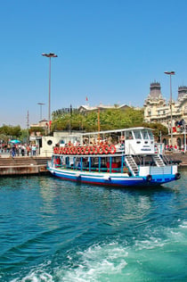Barcelone : "Las Golondrinas" : navigation de 40 minutes sur la ligne côtière