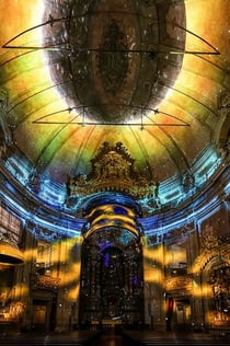 Spiritus-Lichtshow in der Kirche von Clérigos