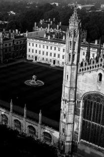 Visita a los fantasmas de la Universidad de Cambridge dirigida por antiguos alumnos de la universidad