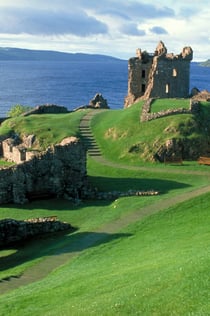 Loch Ness, Whisky i Outlander