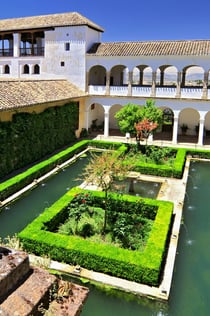 Alhambra & Nasrid Palaces: Private Guided Tour (Minimum 2 Person)