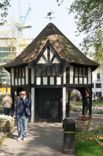 London: Rock'n'Roll City Exploration Game