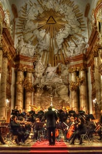 Vídeňský kostel sv. Karla: Vivaldiho koncert Four Seasons