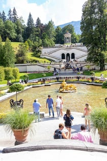 Wycieczka Premium z przewodnikiem po zamkach Neuschwanstein i Linderhof z Monachium