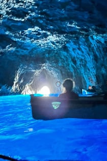 Ilha de Capri e Gruta Azul: excursão guiada para pequenos grupos + ida e volta de Nápoles