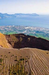 Vesuvius: Rountrip Transport from Pompeii + Skip The Line Entry