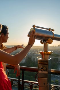Eiffel Tower: Priority Access + Paris City Bus Tour