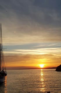 Marsylia: Frioul Sunset Sailling z kolacją koktajlową i napojami
