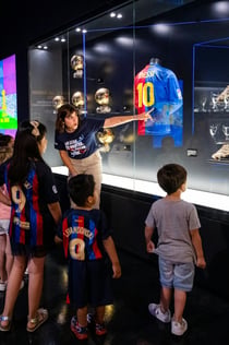 FC Barcelona: Players Experience Basketball Arena Tour