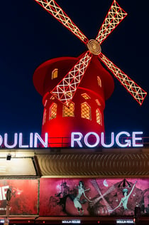 Paryż: City Night Bus Tour + Moulin Rouge Show