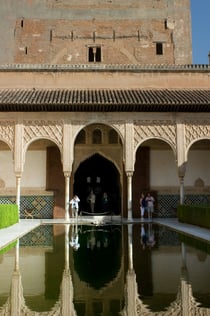 Alhambra & Nasrid Palaces: English Guided Tour