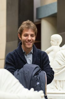 Louvre Museum: Semi-Privé Rondleiding & Voorrang bij binnenkomst voor 2,5 uur