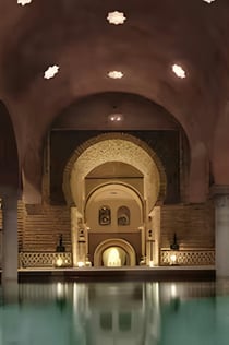 Granada: Visita Guiada a la Alhambra + Baño Árabe