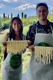 Florence: Cooking Class with Lunch at a Farmhouse + Local Market Tour