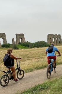 Appian Way: Elcykeltur utanför allfartsvägarna + katakomber + mat