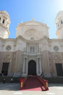 Jerez und Cádiz: Tagesausflug von Sevilla aus + Weinverkostung + Pferdeshow