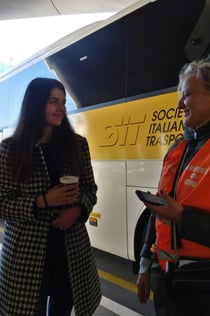 Rome: Fiumicino Airport Roundtrip Transfer + Public Transport Card 72h