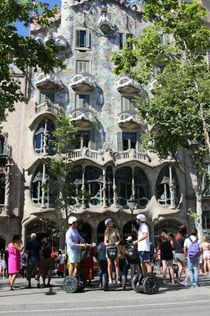 Barcelona: Gaudí Segway Tour