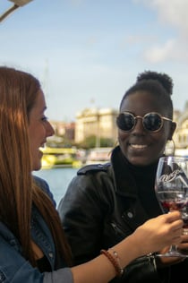 Barcelona: Premium segling i liten grupp med ubåtsvinprovning