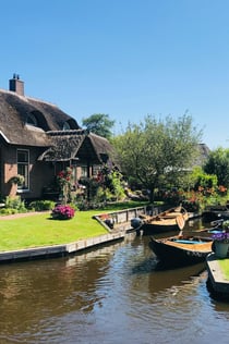Zaanse Schans y Giethoorn: Excursión en grupo reducido + Recogida en el hotel + Crucero en barco