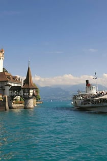 Interlaken y el Tren Verde de los Alpes Suizos: Excursión de un día desde Milán