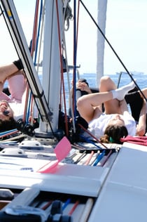 Barcelone : Naviguer avec du yoga, de la cuisine végétalienne et des boissons par "Nautical Namaste".