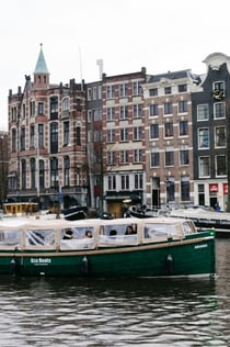 Amsterdam : 1 heure de croisière sur les canaux + boissons