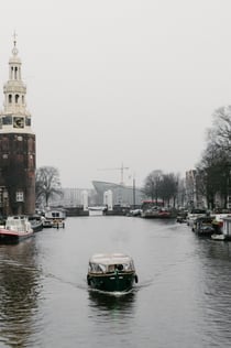 Amsterdam : 1 heure de croisière sur les canaux + boissons
