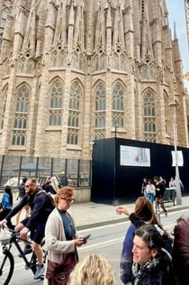 Sagrada Familia y Pedrera (Casa Milà): Visita en grupo reducido + Cava