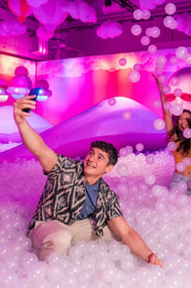 Barcelona: Bubble Planet Toegangsbewijs