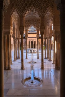 Alhambra e Palácios Nasridas: Pular a fila + visita guiada