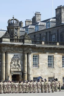 Edinburgh: Harry Potter bezienswaardigheden tour + toegang tot Holyrood Palace