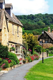 Oxford, Stratford-upon-Avon, Cotswolds & Warwick Castle: Guided Tour from London