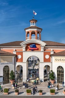 Serravalle Designer Outlet: Traslado de ida y vuelta desde Milán